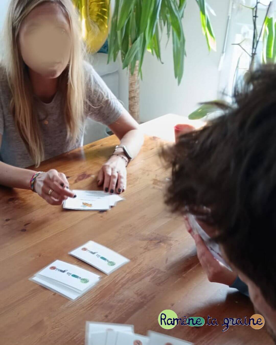 Atelier apiculture pour jeunes en insertion en Nord pas de calais